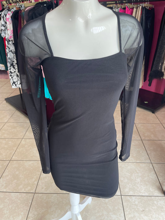 Bodycon mesh sleeve dress